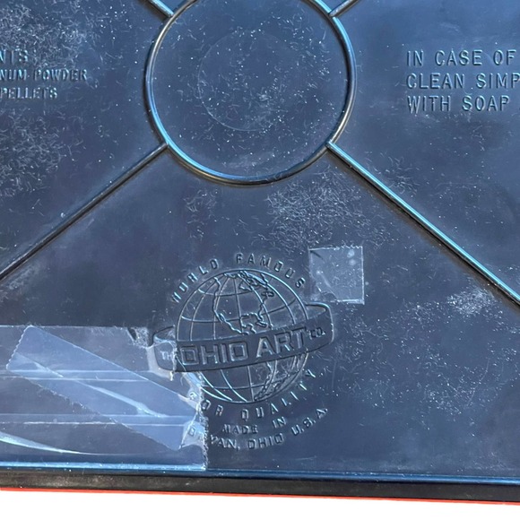 Etch A Sketch Vintage Screen 1980 Drawing Board Classic Toy Red & Gray Age 5+ - Picture 8 of 9